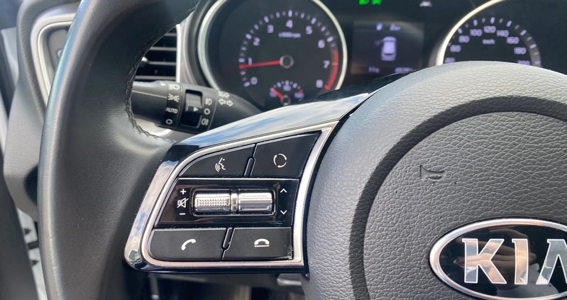 Kia Ceed cena 75800 przebieg: 65712, rok produkcji 2021 z Chmielnik małe 254